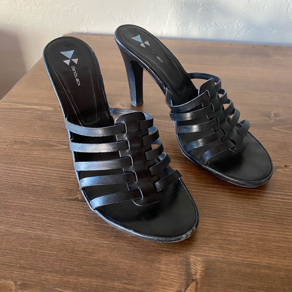Black sandals Daniblack 9.5M
